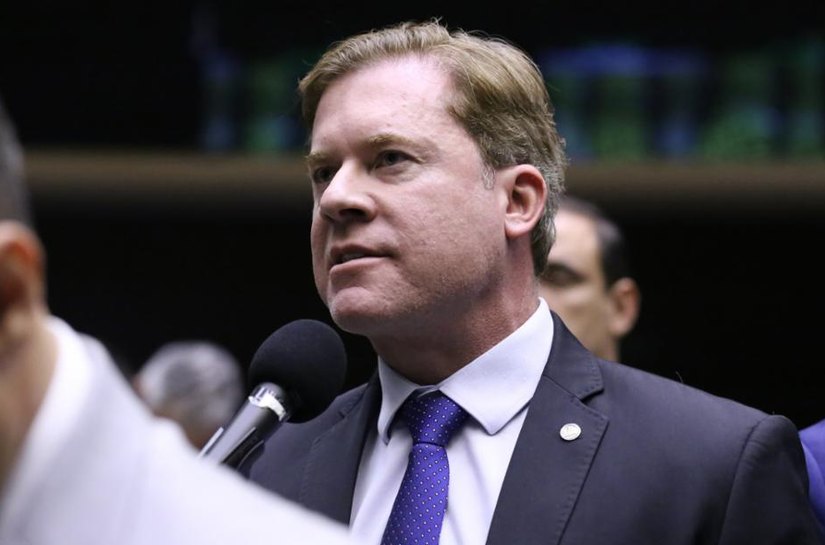 Marx Beltrão defende aprovação urgente de aposentadoria especial para profissionais da Enfermagem
