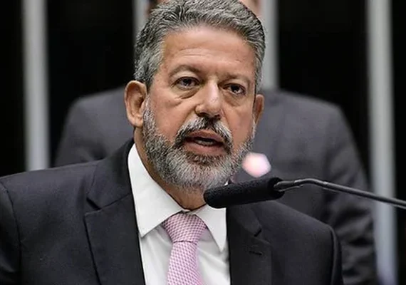 Câmara aprova PEC que perdoa dívidas dos partidos que descumpriram regras eleitorais