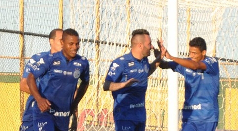 Confiança vence 1 fase Sergipão