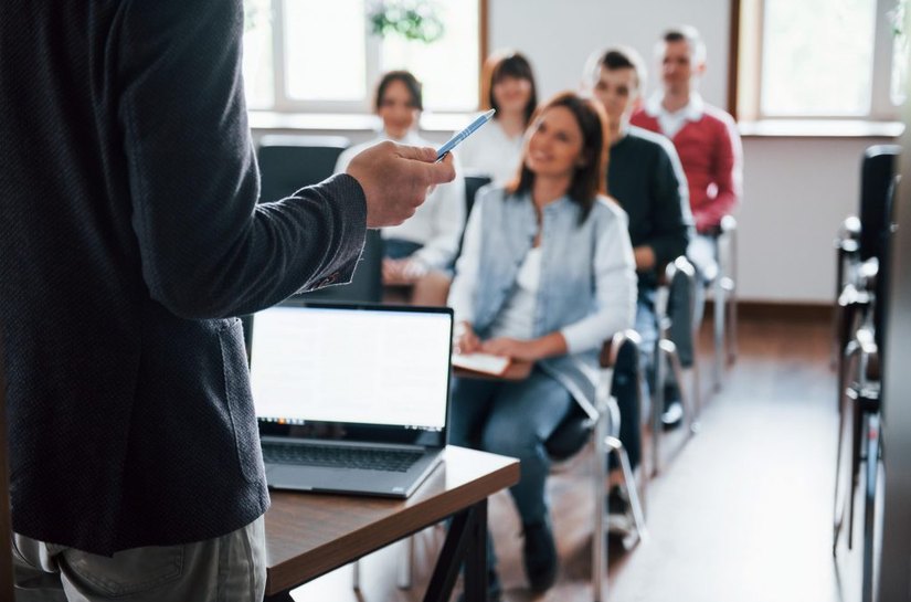 Prefeitura de Arapiraca oferece curso profissionalizante de costureiro para jovens e adultos