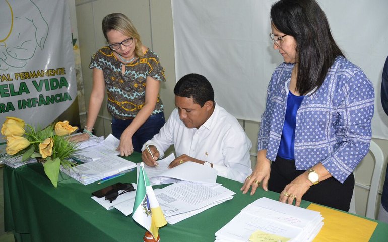 Prefeitura de Palmeira comemora 1º de maio com geração de empregos e entrega de obras