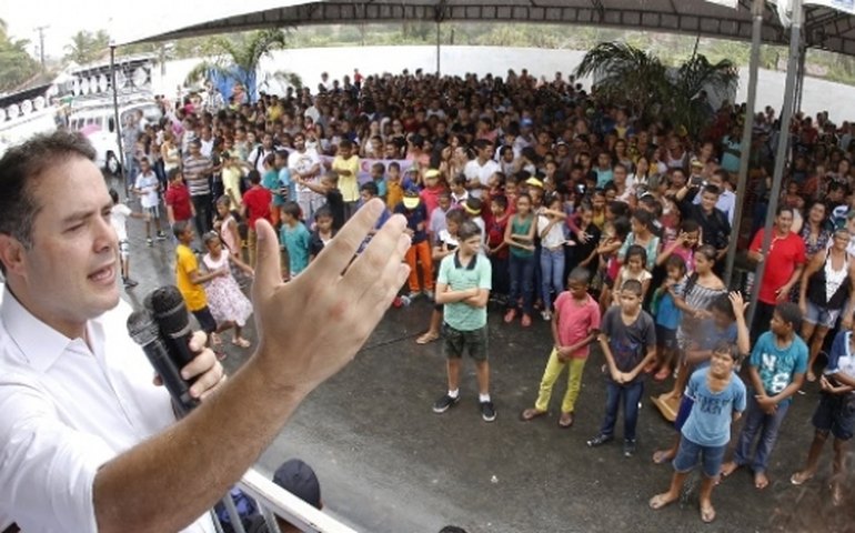 Governador assina ordens de serviço em várias áreas em Delmiro Gouveia neste sábado