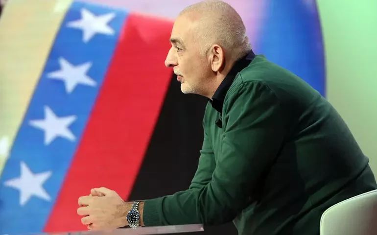 Italiano libertado diz que prisão na Venezuela é 'campo de concentração'