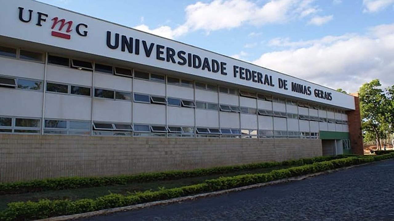 Sob pressão contra vozes divergentes, universidade deve preservar liberdade acadêmica, defende professora da UFMG