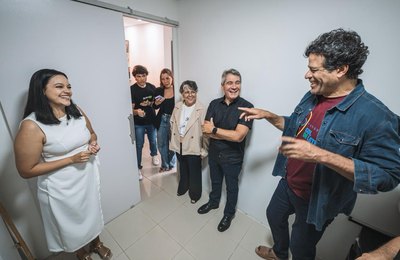 Empreendedora alagoana recebe visita de Raí após transformar negócio com apoio ao crédito