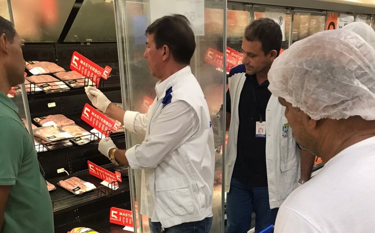 Operação da Vigilância Municipal apreende 100 kg de alimentos impróprios para o consumo