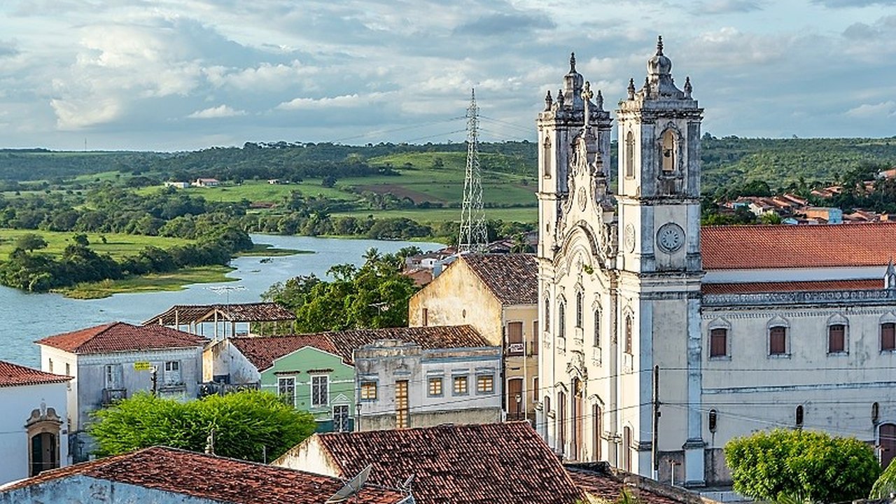 Flipenedo abre espaço para autores penedenses e de outras cidades