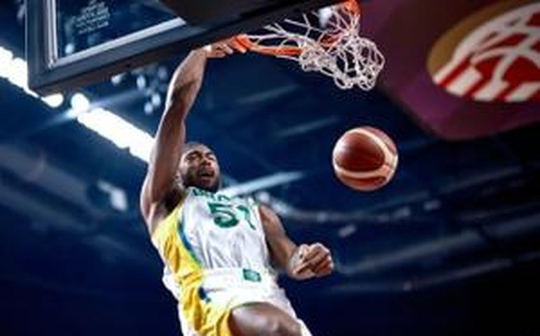 Brasil derrota Filipinas e garante vaga na final do Torneio Pré-Olímpico de basquete