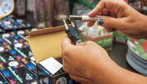 ITPS-orienta-consumidores-sobre-cuidados-com-artigos-natalinos-eletricos-e-decorativos-foto-itps / Foto: Foto: ITPS