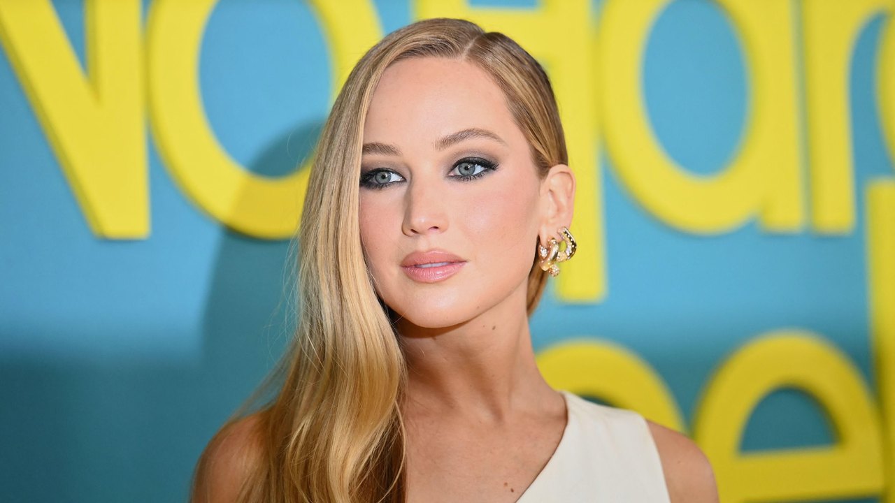 'Todos ficarão ofendidos', diz Jennifer Lawrence sobre lançamento de 1ª comédia que estrela