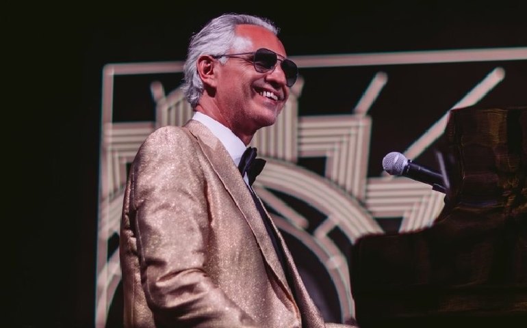 Em documentário, Andrea Bocelli comenta acidente que o deixou cego