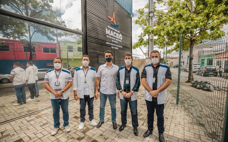 Vigilância Sanitária apresenta avanços ao prefeito de Maceió, JHC