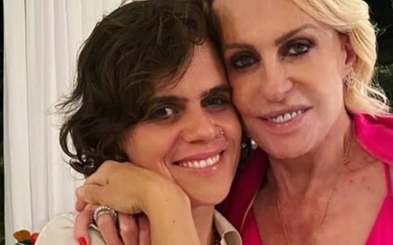 Filha de Ana Maria Braga fala de comparações com a mãe e escolha por vida no interior: 'Carreira de sucesso dela me deu segurança material'