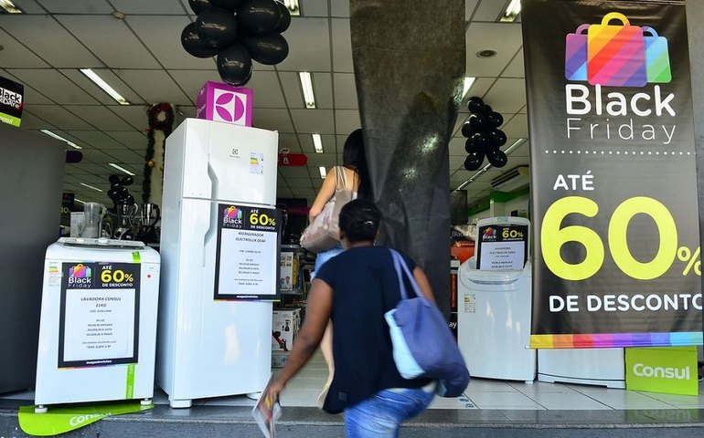 Busca por Black Friday sobe 20% em relação a 2019