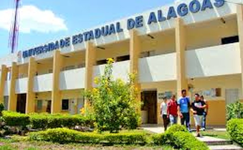 Professores e alunos da Uneal paralisam atividades em todo o Estado