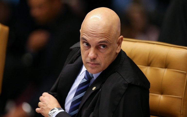 Críticas à Moraes em inquérito sobre golpe reacendem debate sobre excessos no STF, diz mídia