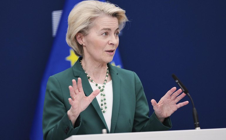 UE adia resposta às tarifas americanas após anúncio de Trump