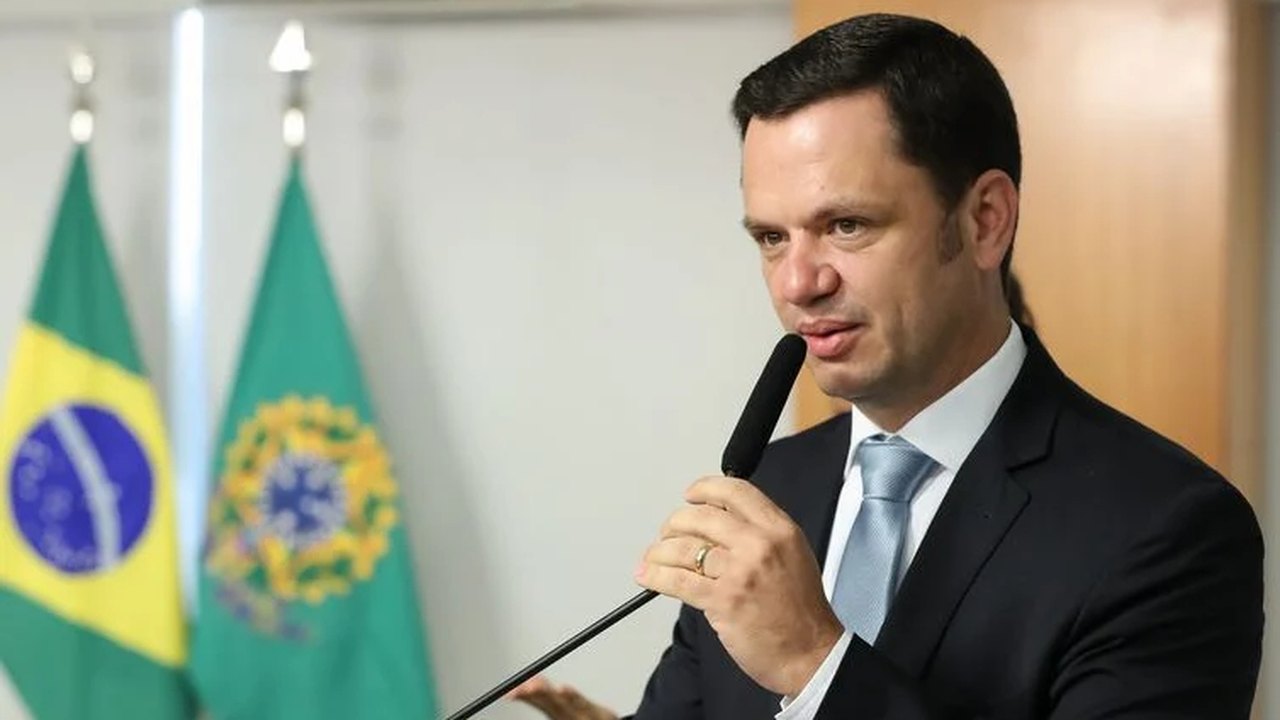 Ministro nega ter falado com Bolsonaro sobre operação da PF contra Ribeiro