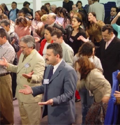 Pesquisa universitária sobre pentecostais e carismáticos