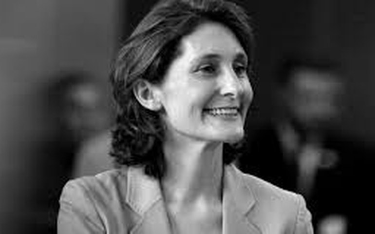 Ministra dos Esportes da França pede punição a jogador do Monaco que cobriu logo contra homofobia