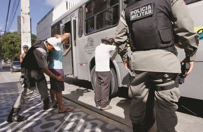 Operação Sufoco reduz assaltos a ônibus em Maceió no primeiro bimestre