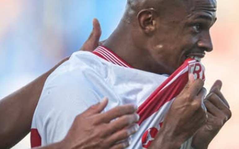 CRB faz bom primeiro tempo e estreia na Série B com vitória sobre a Chapecoense