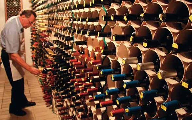 Organização apresenta resolução que define o que é sommelier