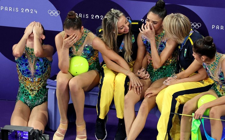 Ginástica rítmica: lesão adia sonho de medalha para equipe do Brasil