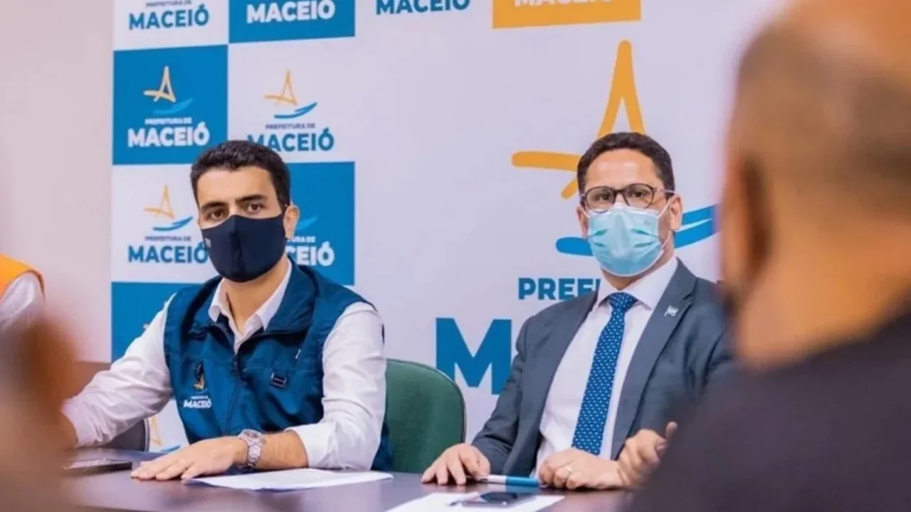 Decisão do TRE aponta “conexão probatória” de João Henrique Caldas com repasses do Iprev para o Banco Master