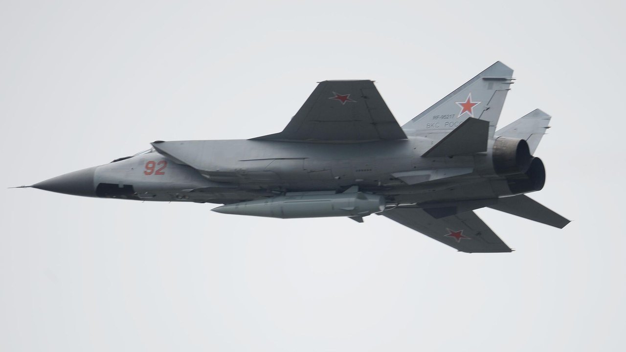 Caça russo MiG-31 pode atingir ativos vitais da OTAN com radar poderoso, diz revista