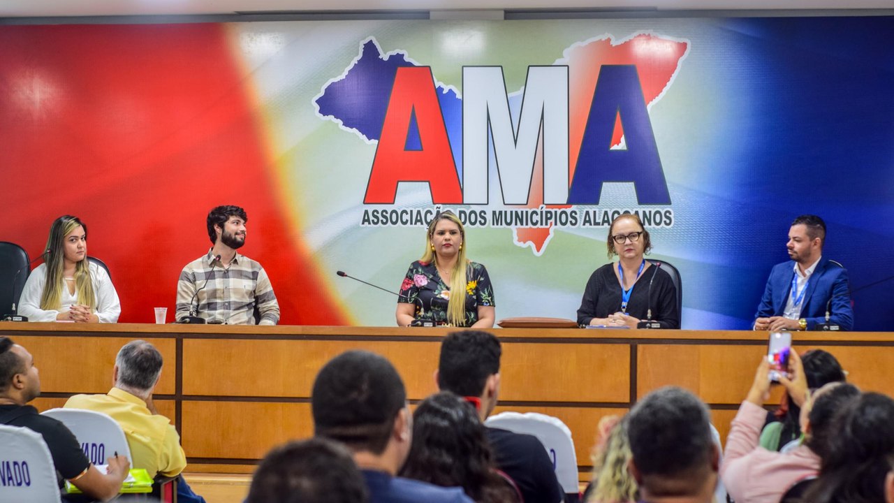 Audiência Pública sobre a Política Nacional Aldir Blanc reúne segmentos culturais em Maceió