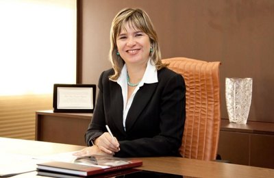 Prêmio nacional de contabilidade leva nome da controladora-geral do estado de Alagoas