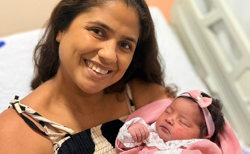 Maternidade do Hospital da Cidade dá boas-vindas à primeira bebê do ano, Esther