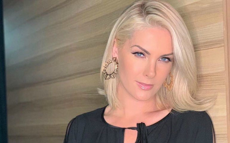Ana Hickmann comemora 41 anos e ganha homenagens nas redes sociais