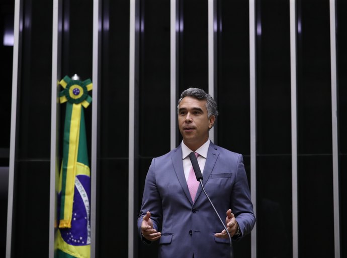 Rafael Brito comemora recorde de inscritos no Enem