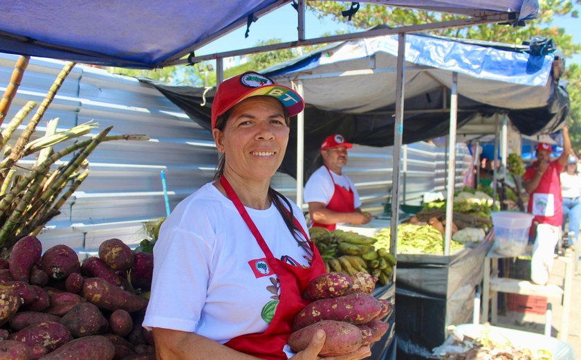 24ª Feira da Reforma Agrária chega à Praça da Faculdade nesta quarta-feira