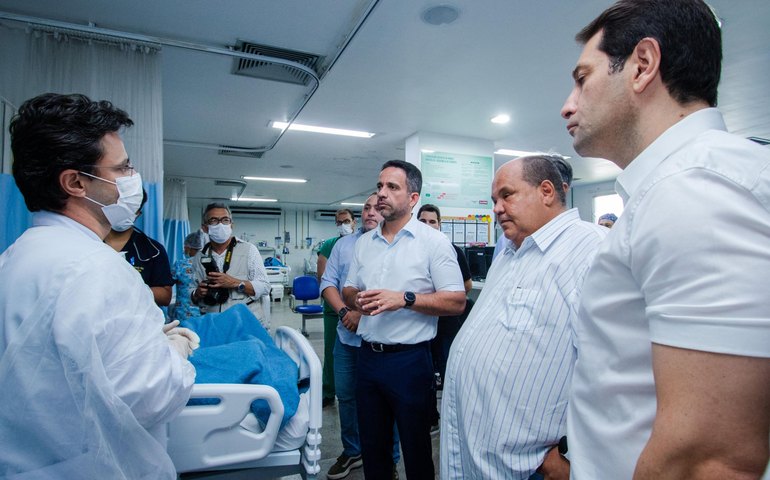 Paulo Dantas acompanha retomada das cirurgias ortopédicas no HGE