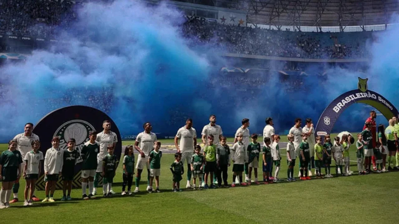 Palmeiras amassa Grêmio, mas para em milagres de Weverton