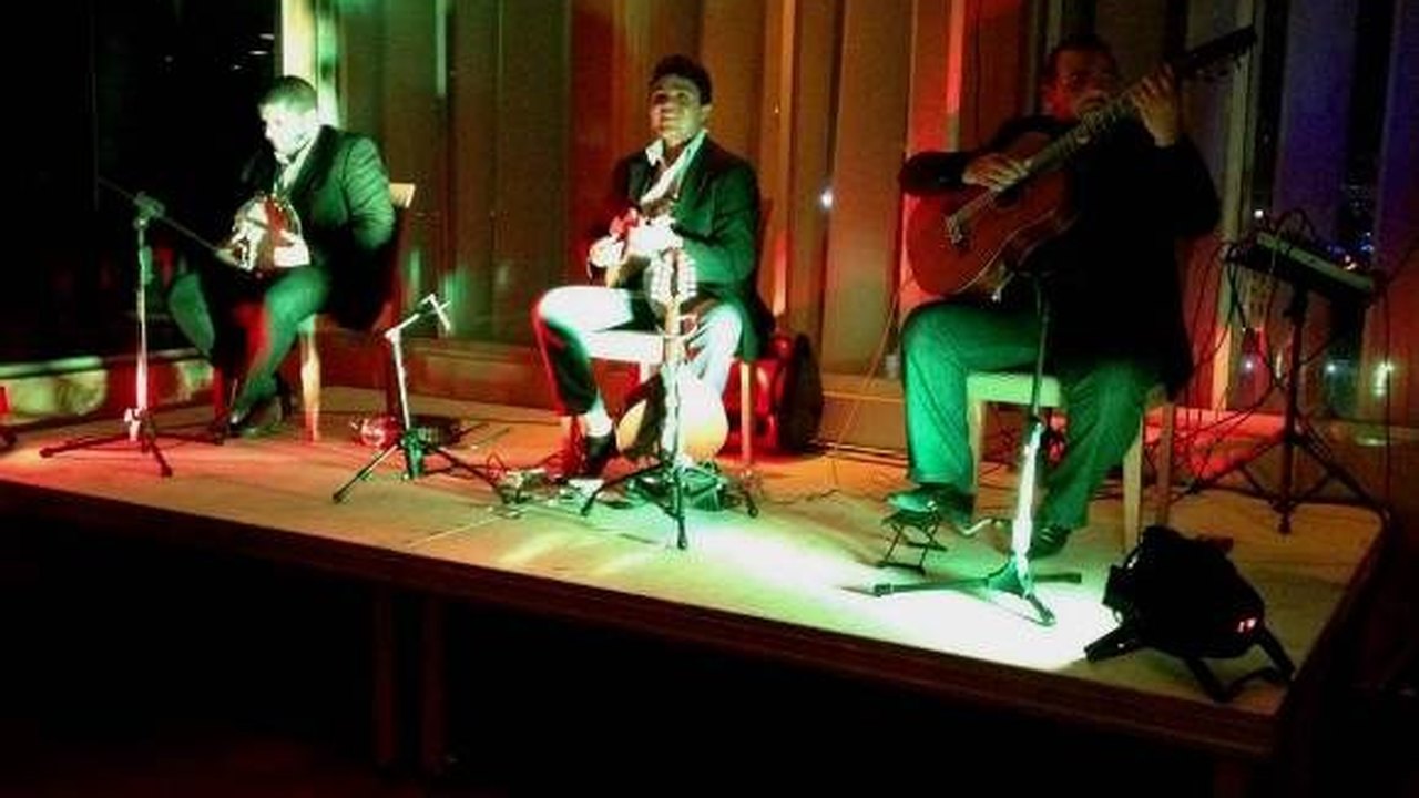 Choro do Trio Cai Dentro toma conta do Teatro de Arena nesta quinta