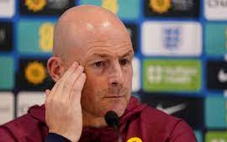 Novo técnico da Inglaterra não cantará hino nacional e gera polêmica