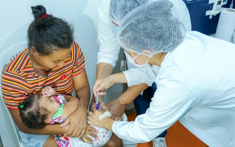 Vacina+ realiza dia D e aplica 106 vacinas em Messias