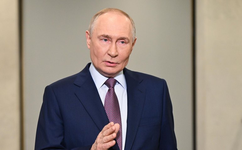 Putin demonstra disposição para dialogar com Macron, afirma Kremlin