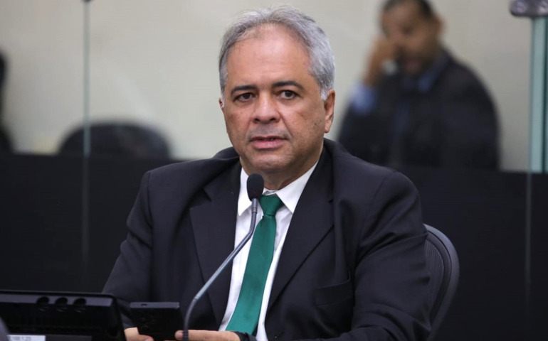 Silvio Camelo destaca lançamento do documentário que celebra trajetória do historiador Douglas Apratto