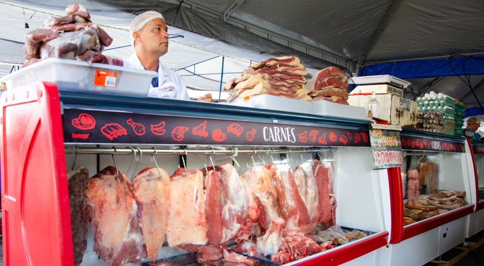FEIRA LIVRE / Foto: Felipe Goettenauer