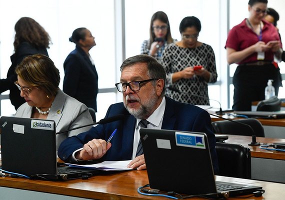 CDH aprova regime especial para alunos impossibilitados de frequentar aulas