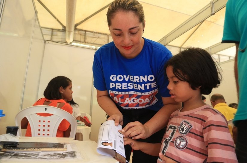 Estado leva serviços de saúde e cidadania ao município de Junqueiro