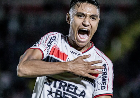 Pedro Severino, do Bragantino, recebe alta após quase 100 dias internado por acidente grave