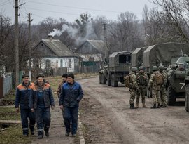 Exército russo anuncia libertação de povoado em Carcóvia