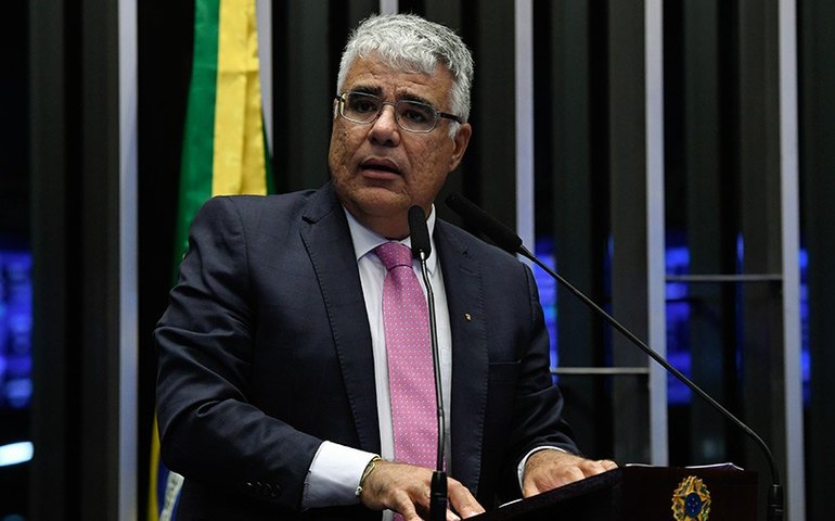 Girão critica atuação da PF e questiona limites à liberdade de expressão
