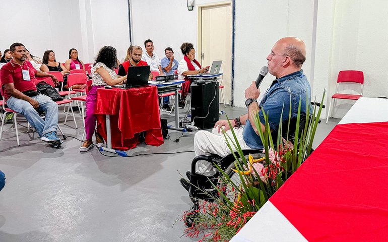 Governo e sociedade civil organizada realizam Conferência Estadual dos Direitos da Pessoa com Deficiência